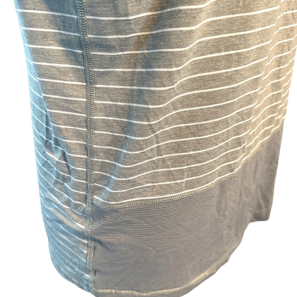 Lululemon Evolution Polo Shirt Mens M Gray Striped Stretch Logo Short Sleeve - Picture 8 of 8